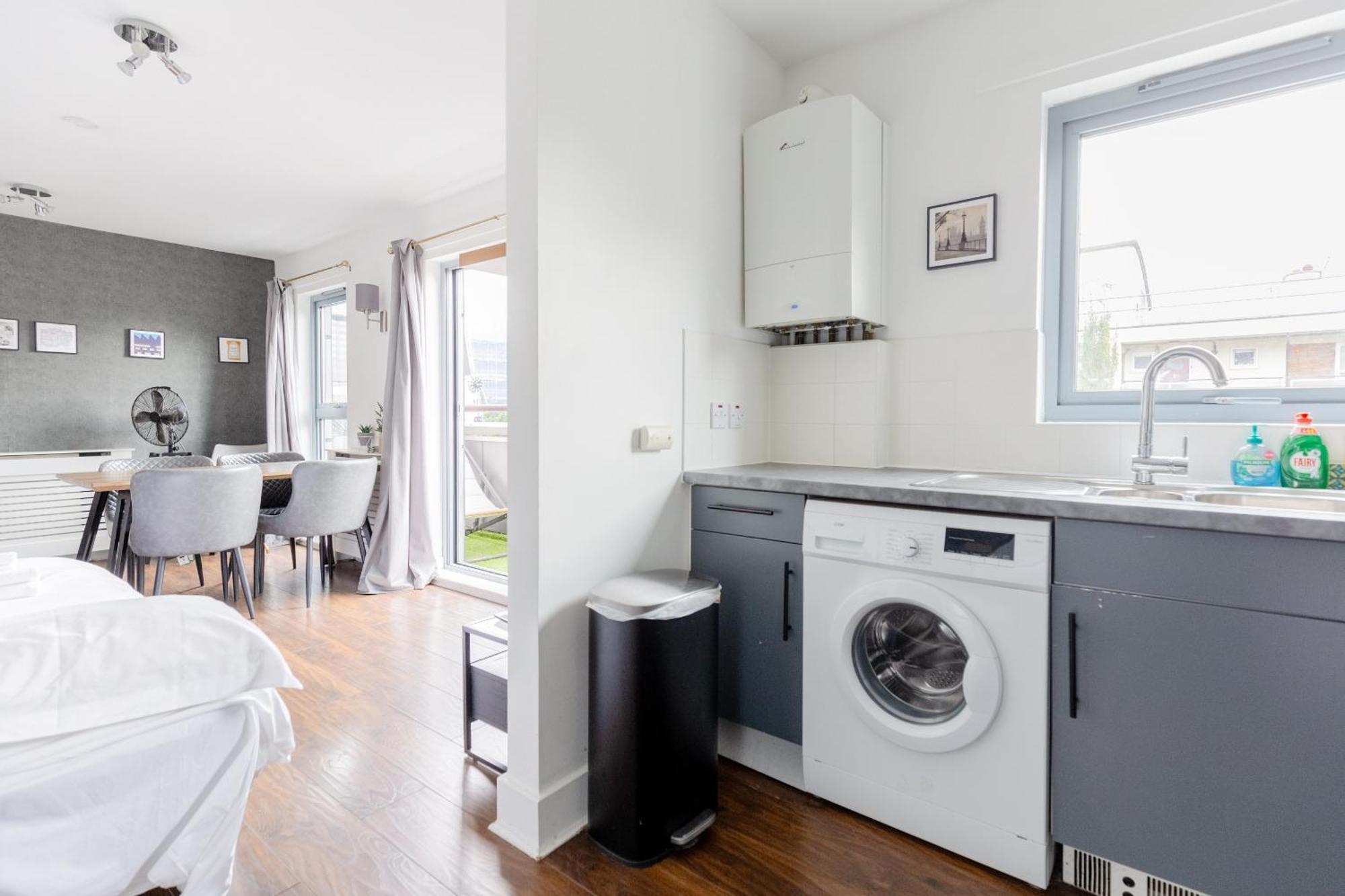 Bright 2 Bedroom Flat In Lambeth With Balcony London Exterior foto