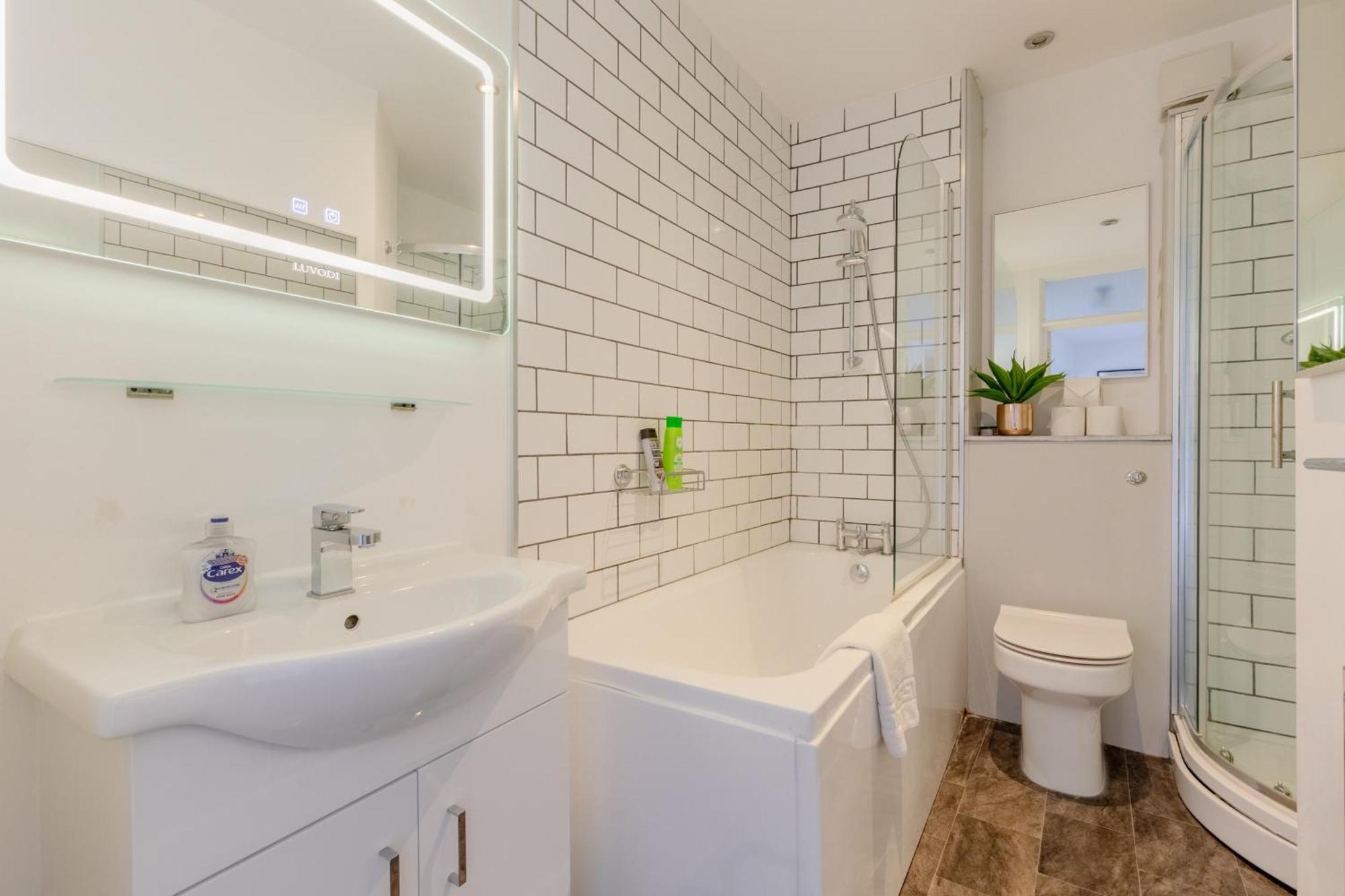 Bright 2 Bedroom Flat In Lambeth With Balcony London Exterior foto